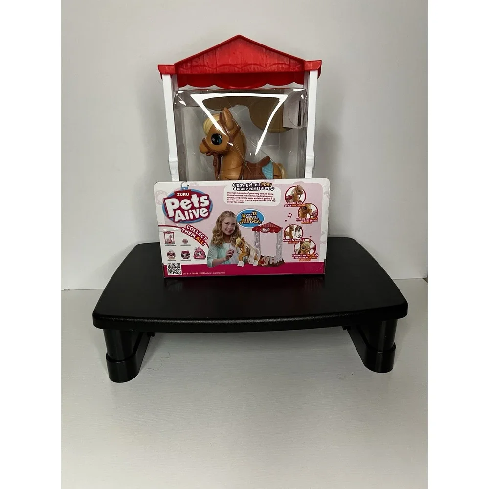 Pets Alive My Magical‎ Pony & Stable Robotic Pet Figure – Interactive Toy